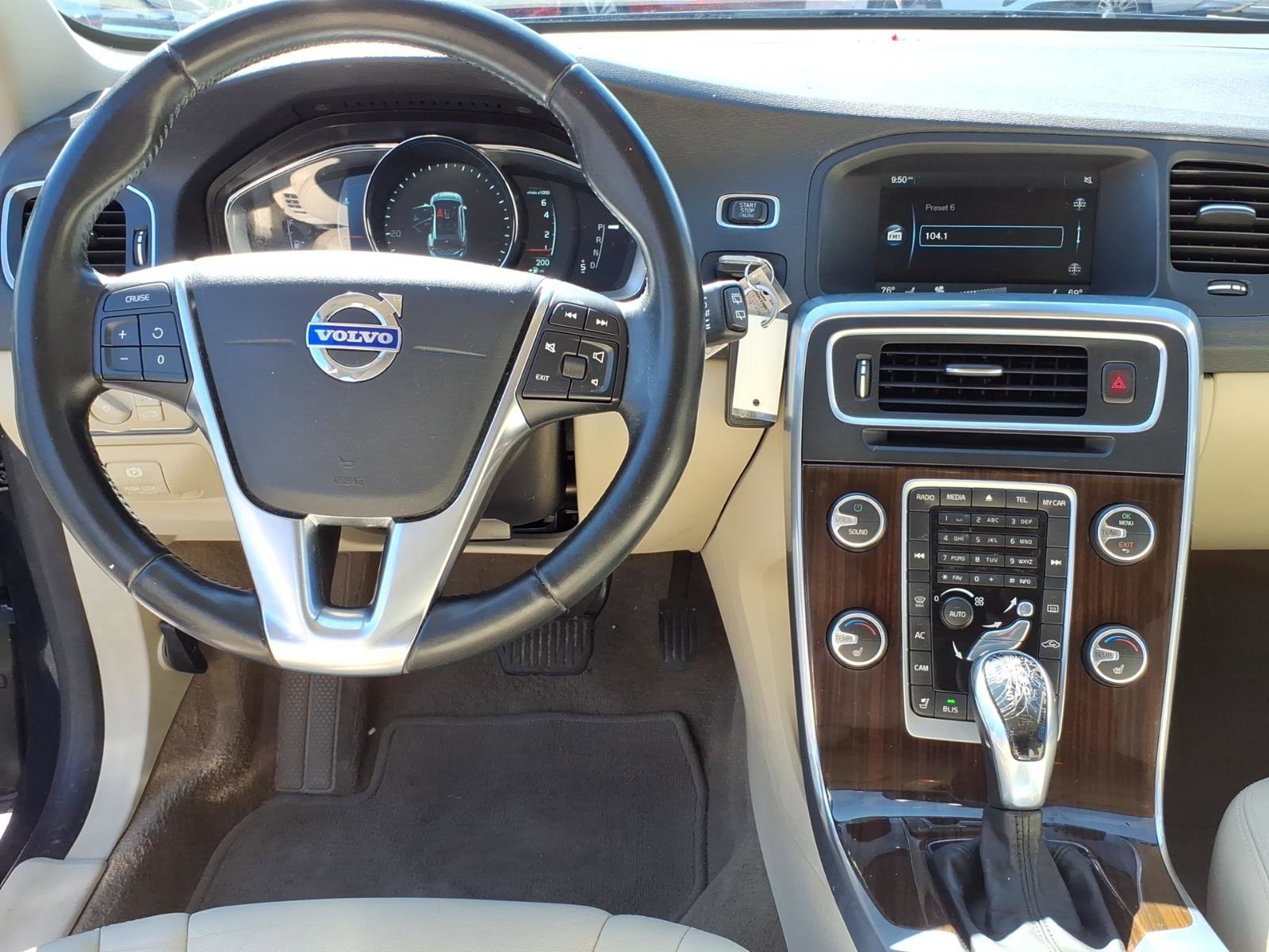 Used 2015 Volvo V60 T5 Premier Plus AWD/4WD image 11