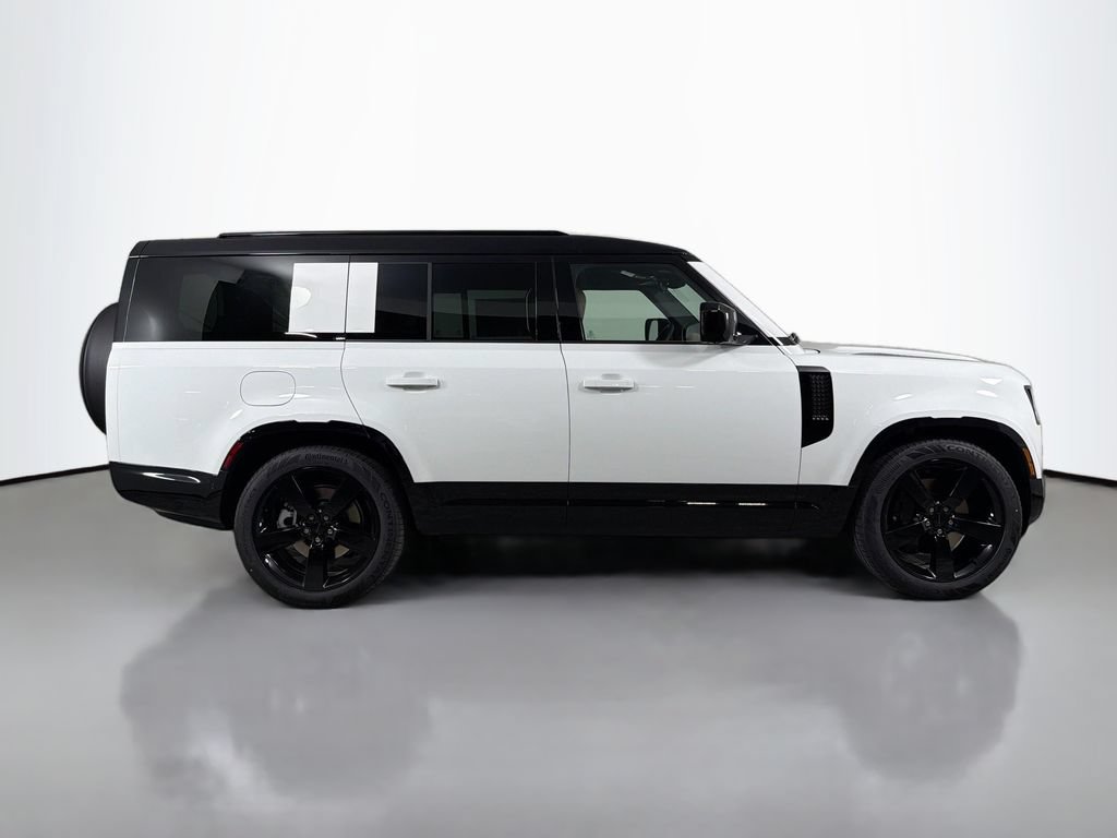 New 2026 Land Rover Defender 130 X-Dynamic SE AWD/4WD image 4