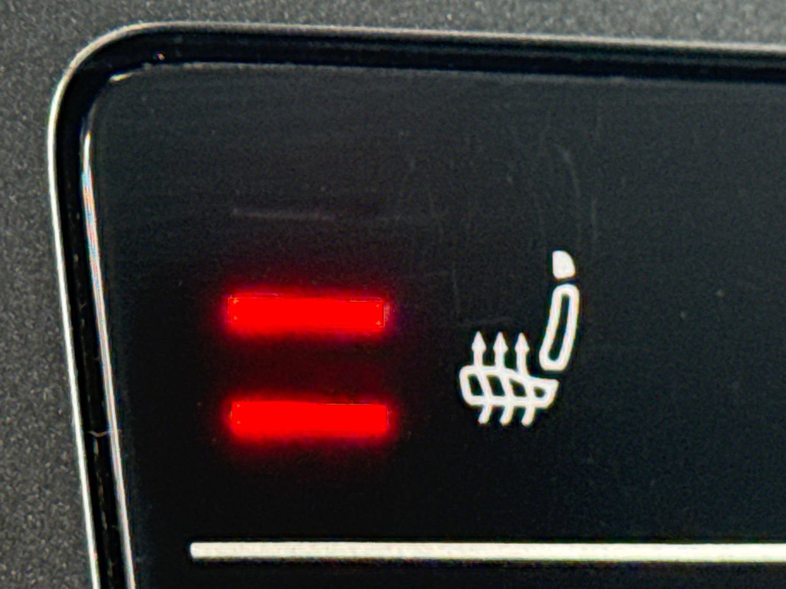 Certified 2023 Volkswagen Tiguan SE image 35