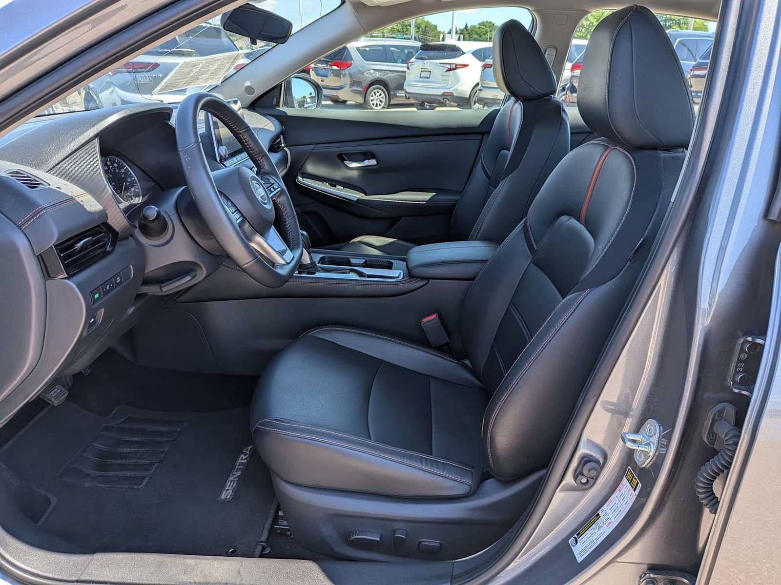 Used 2023 Nissan Sentra SR w/ SR Premium Package FWD image 16
