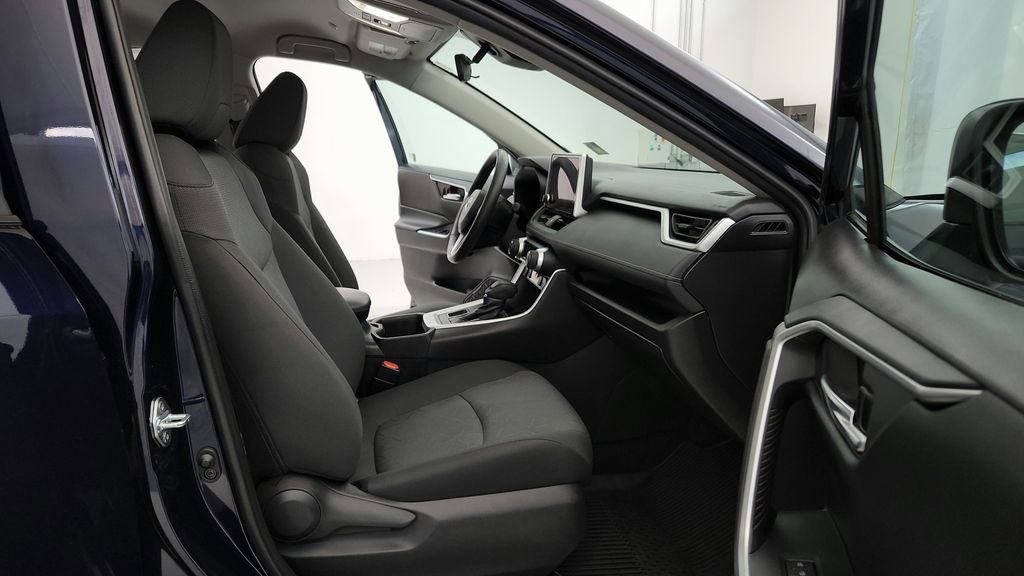 Certified 2024 Toyota RAV4 XLE AWD/4WD image 17