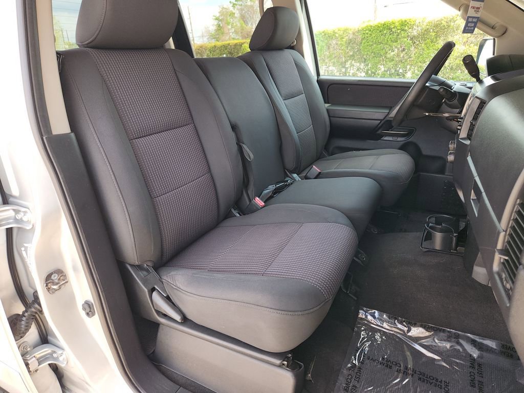 Used 2012 Nissan Titan SV image 15