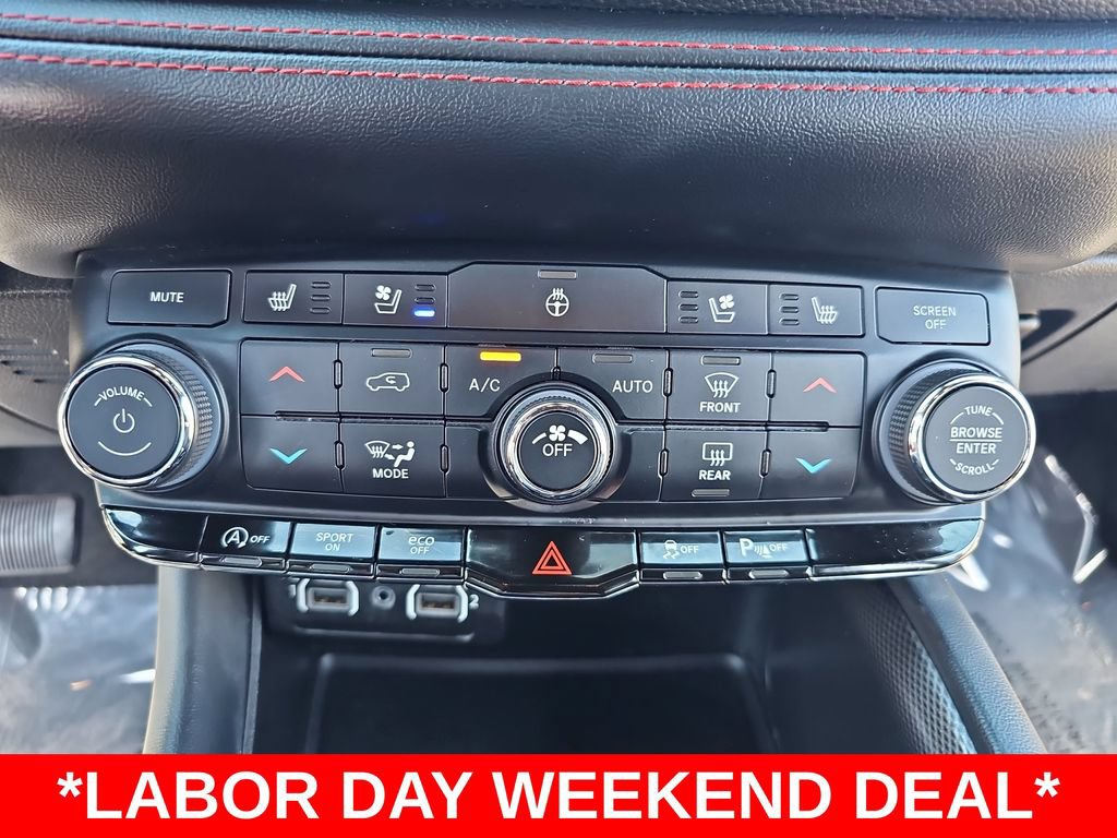 Used 2024 Dodge Durango GT AWD/4WD image 22