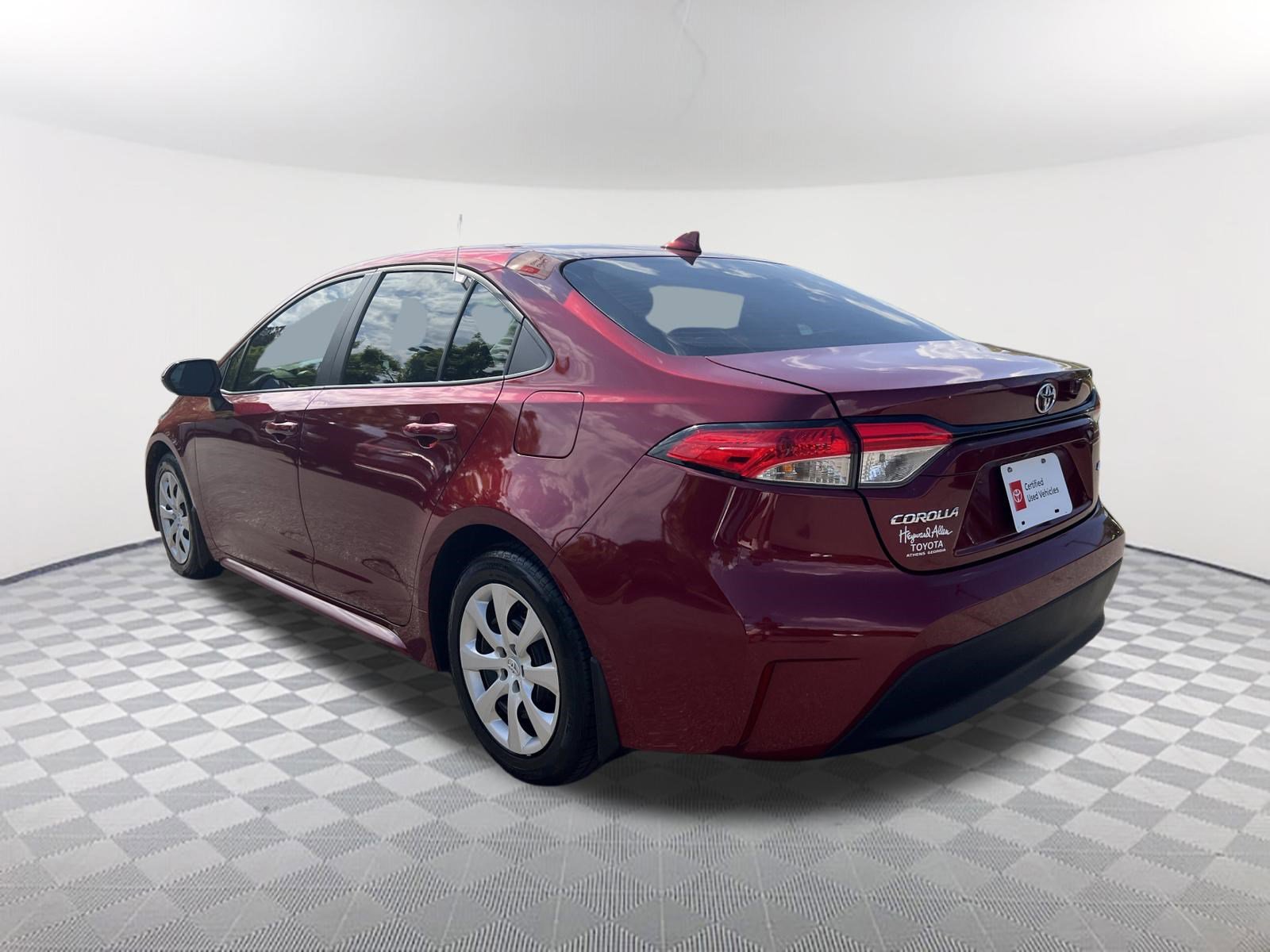 Certified 2024 Toyota Corolla LE FWD image 15