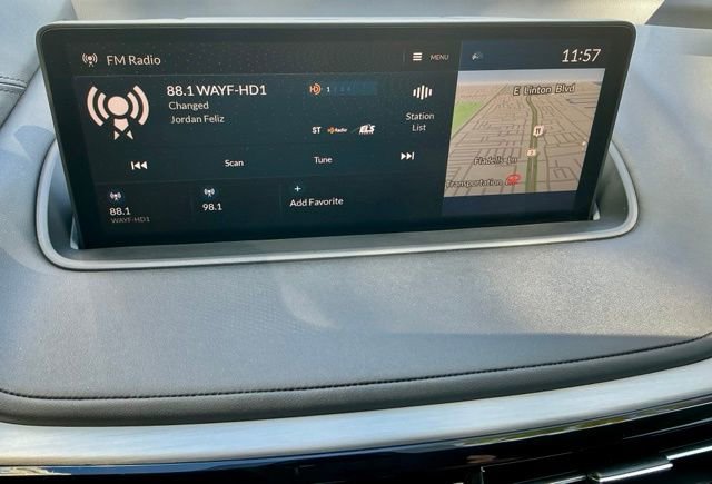 Certified 2023 Acura MDX SH-AWD w/ Technology Package image 32