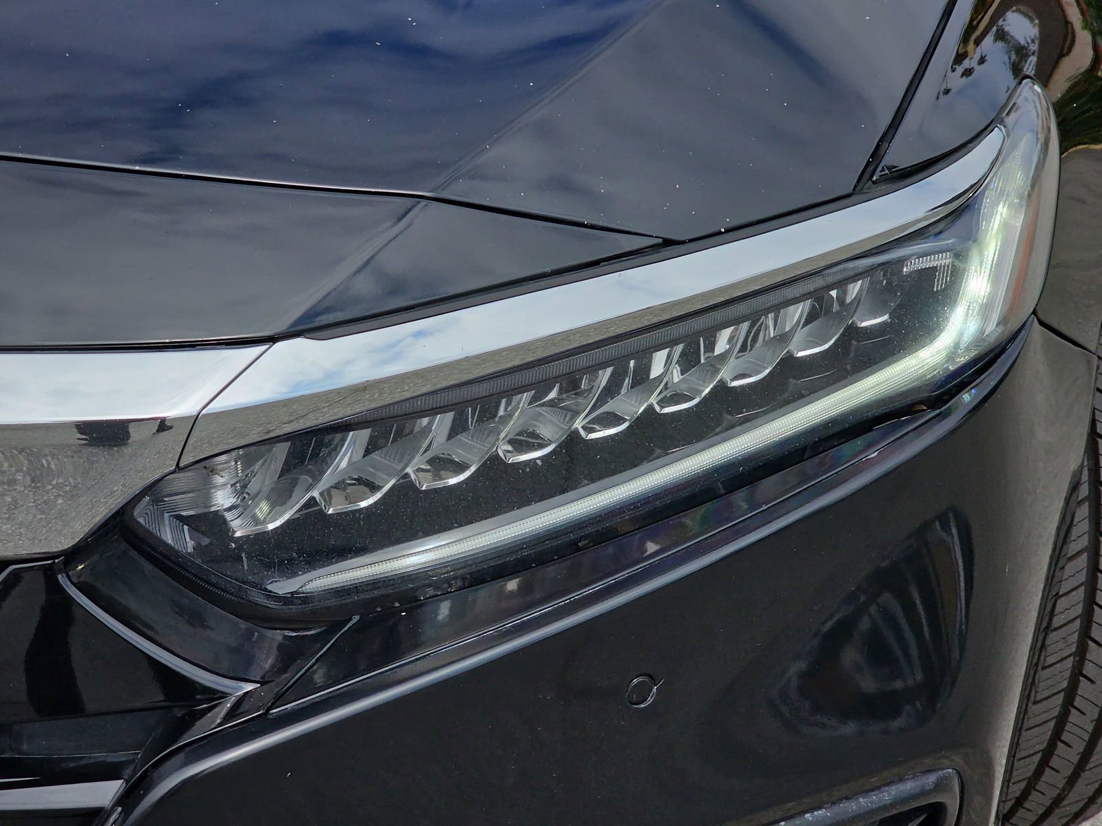 Used 2019 Honda Accord Touring image 30