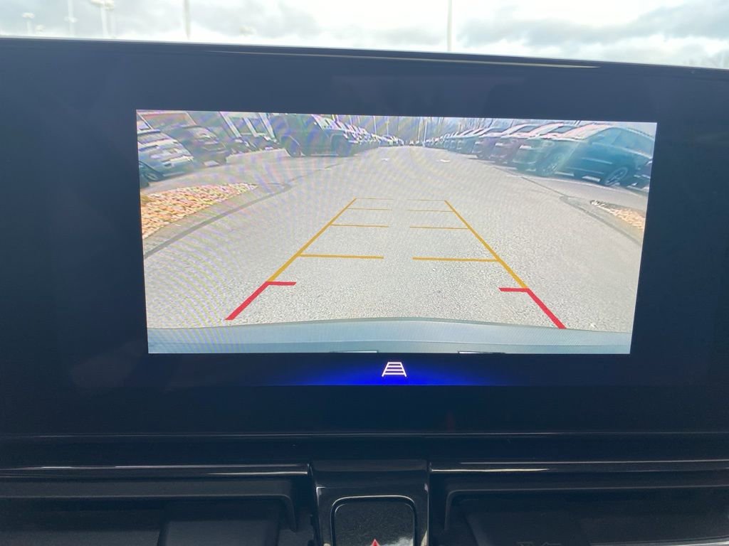 Used 2024 Chevrolet TrailBlazer RS w/ Convenience Package image 33