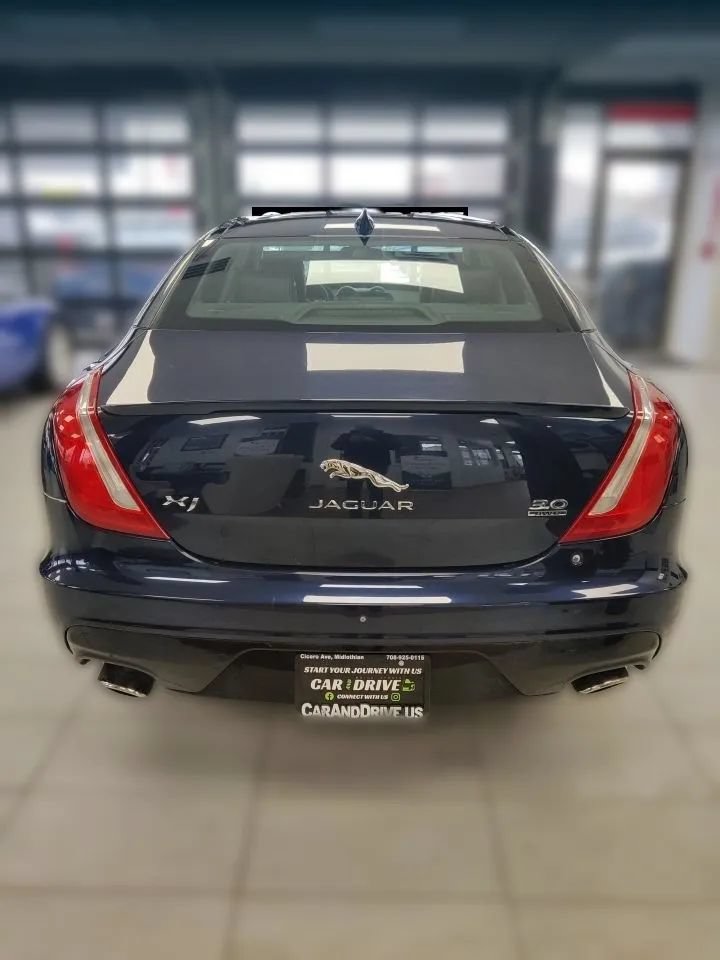 Used 2016 Jaguar XJ AWD/4WD image 5