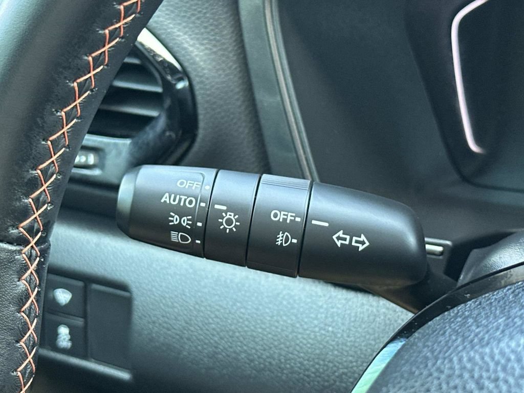 Used 2025 Honda Pilot TrailSport image 34