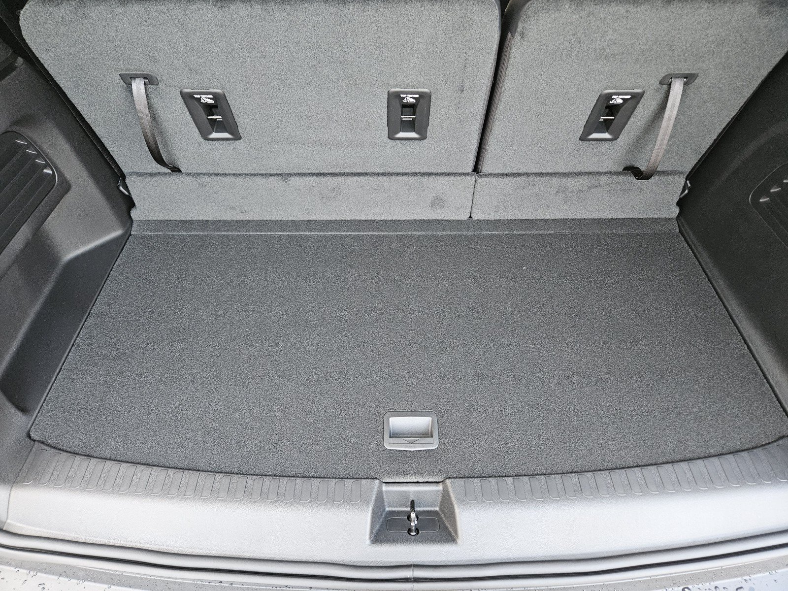 New 2027 Chevrolet Traverse LT w/ Enhanced Driving Package FWD image 22
