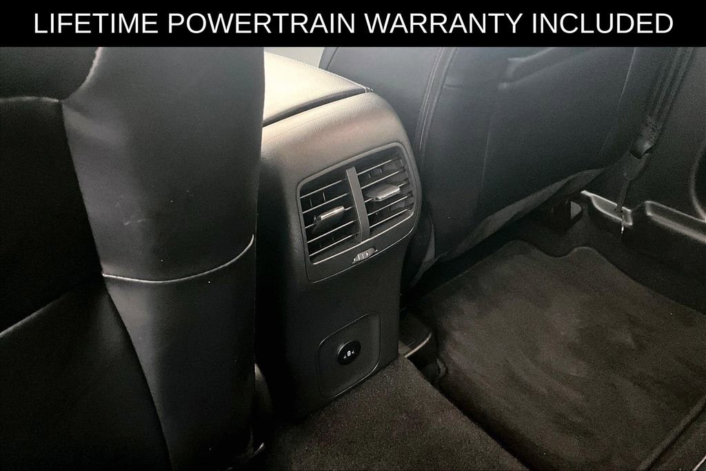 Used 2025 Ford Escape Platinum AWD/4WD image 32