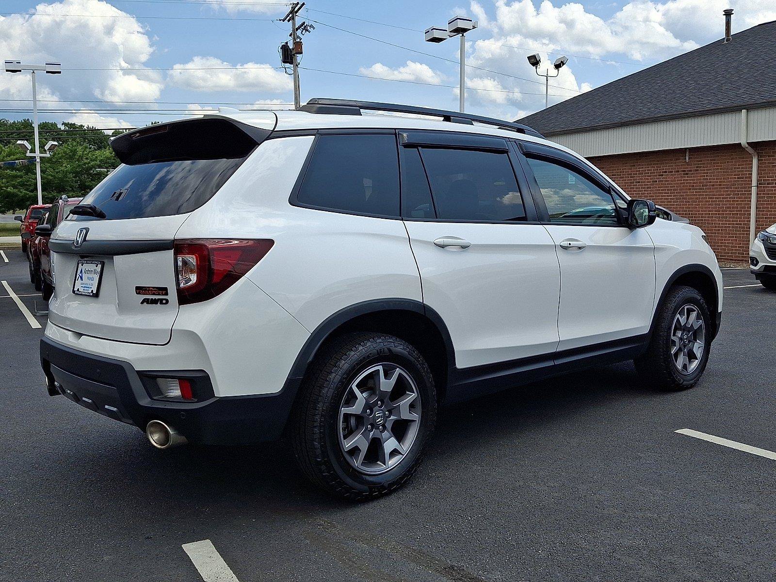 Used 2023 Honda Passport TrailSport image 6
