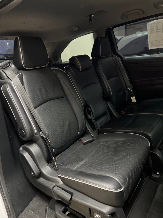 Used 2023 Honda Odyssey Elite image 13