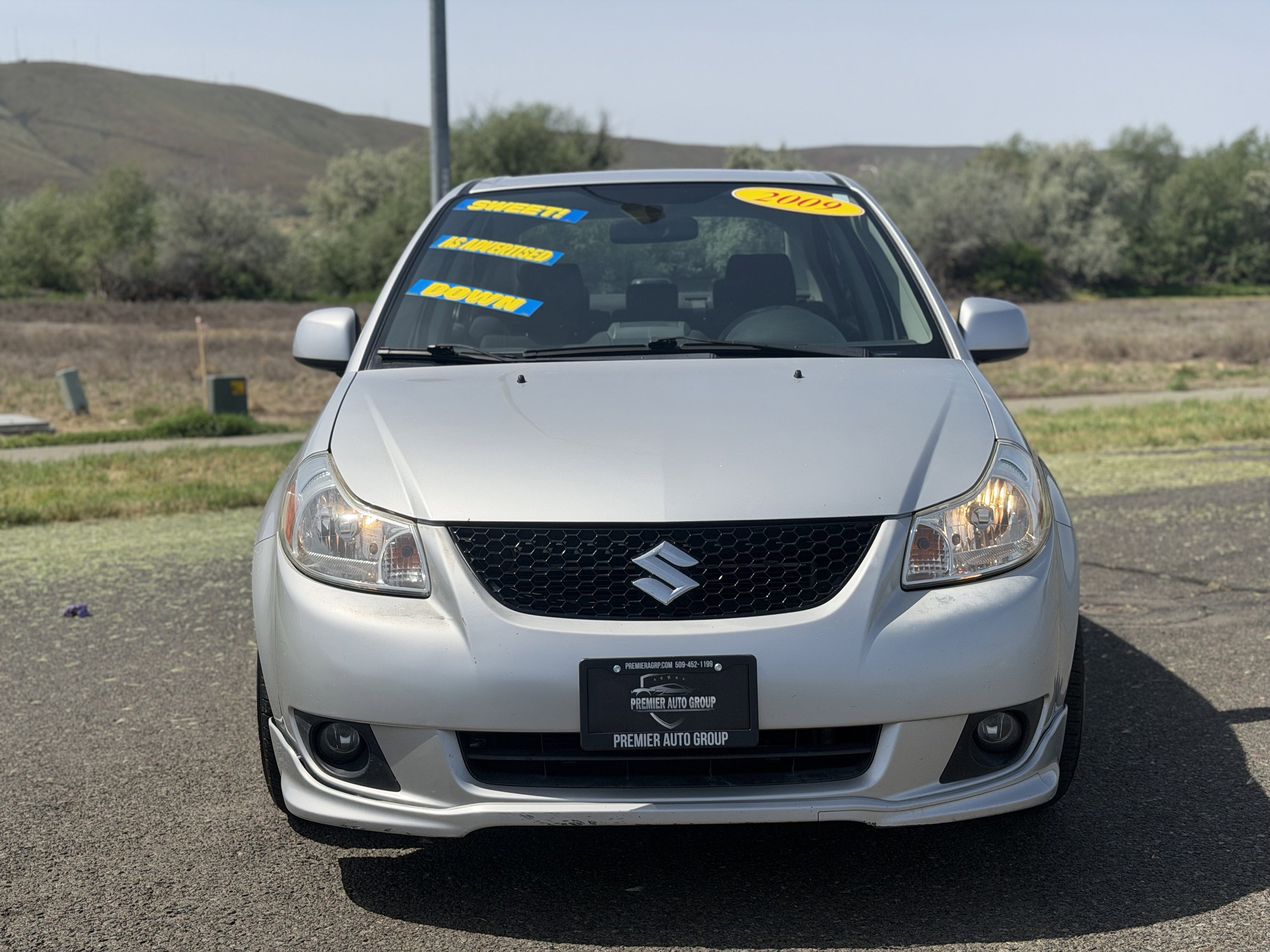 Used 2009 Suzuki SX4 Sport FWD image 3