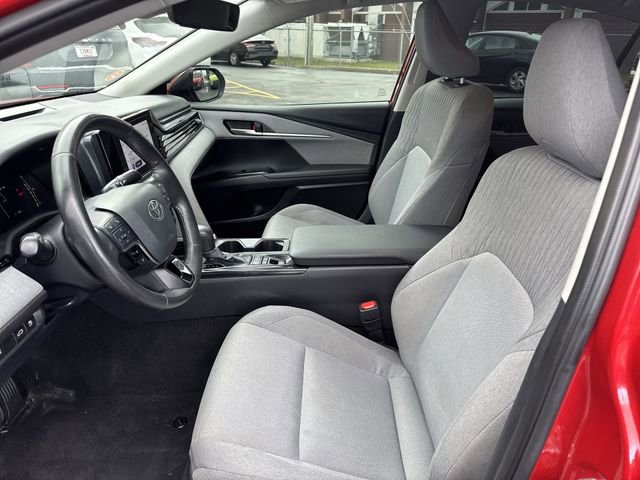 Used 2025 Toyota Camry LE w/ Convenience Package image 20