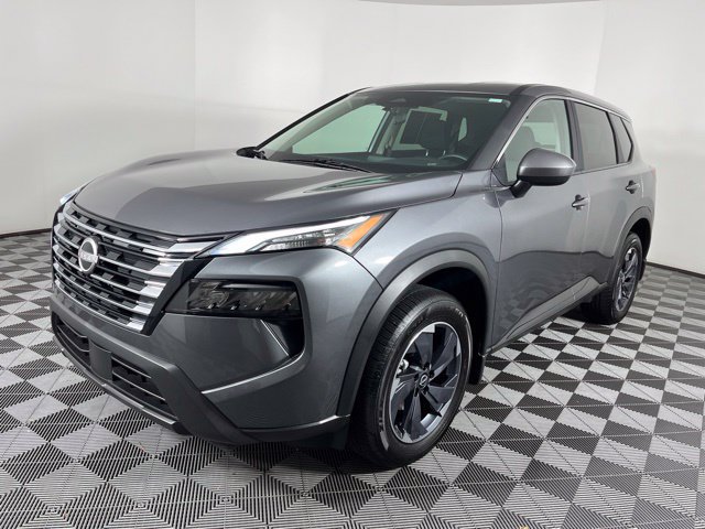 Certified 2026 Nissan Rogue SV FWD image 6