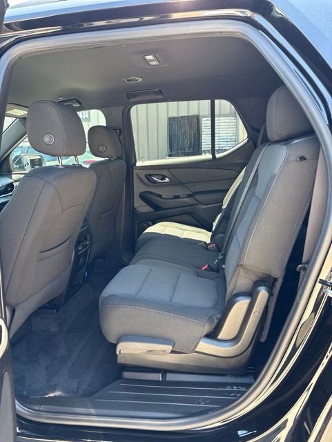 Used 2023 Chevrolet Traverse LT AWD/4WD image 16