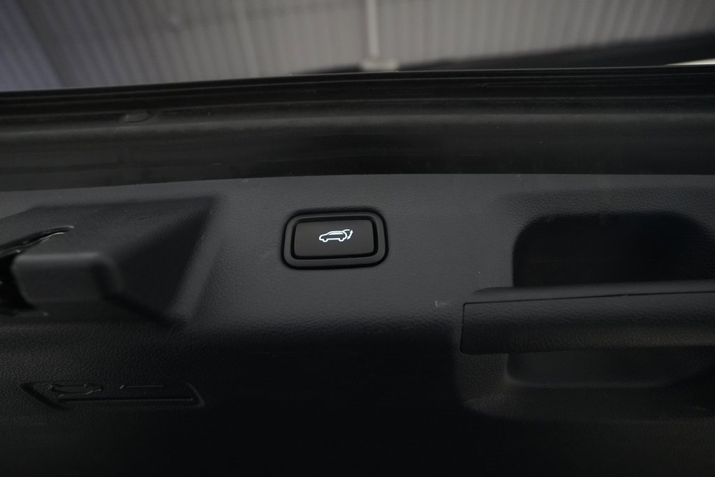 Used 2023 Hyundai Palisade Calligraphy w/ Winter Package image 15