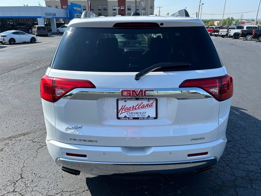 Used 2019 GMC Acadia Denali w/ Technology Package AWD/4WD image 6