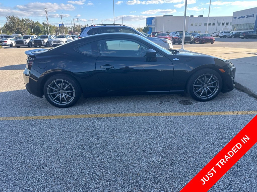 Used 2013 Scion FR-S RWD image 5