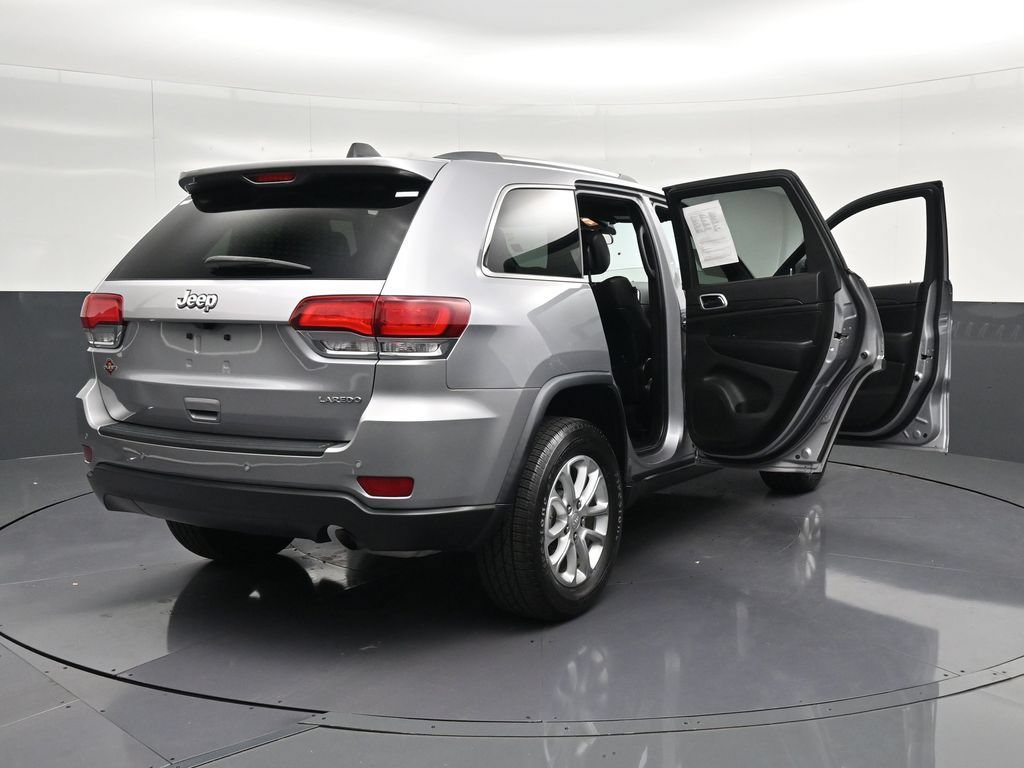 Used 2021 Jeep Grand Cherokee Laredo RWD image 32