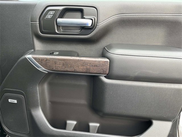 Used 2022 GMC Sierra 2500 Denali w/ Denali Black Diamond Edition image 22