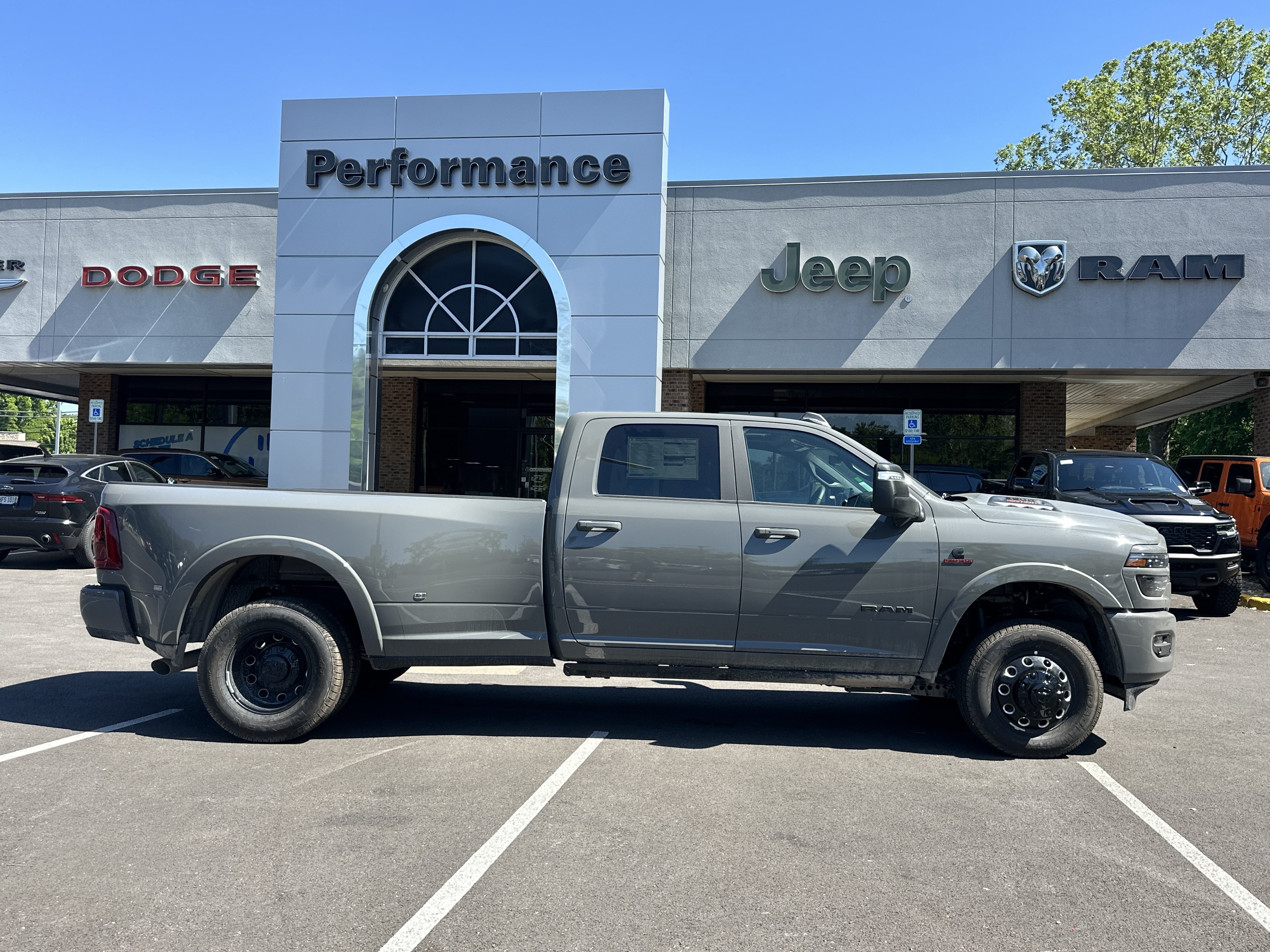 New 2026 RAM 3500 Limited AWD/4WD image 23