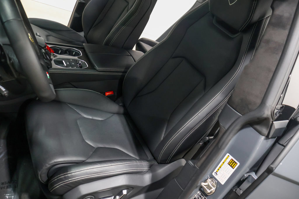 Used 2023 Lamborghini Urus S AWD/4WD image 36