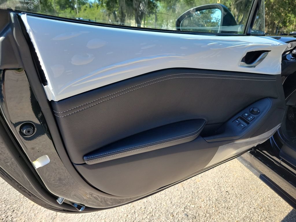 New 2026 MAZDA MX-5 Miata RF Grand Touring RWD image 19