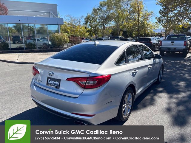 Used 2016 Hyundai Sonata SE FWD image 8