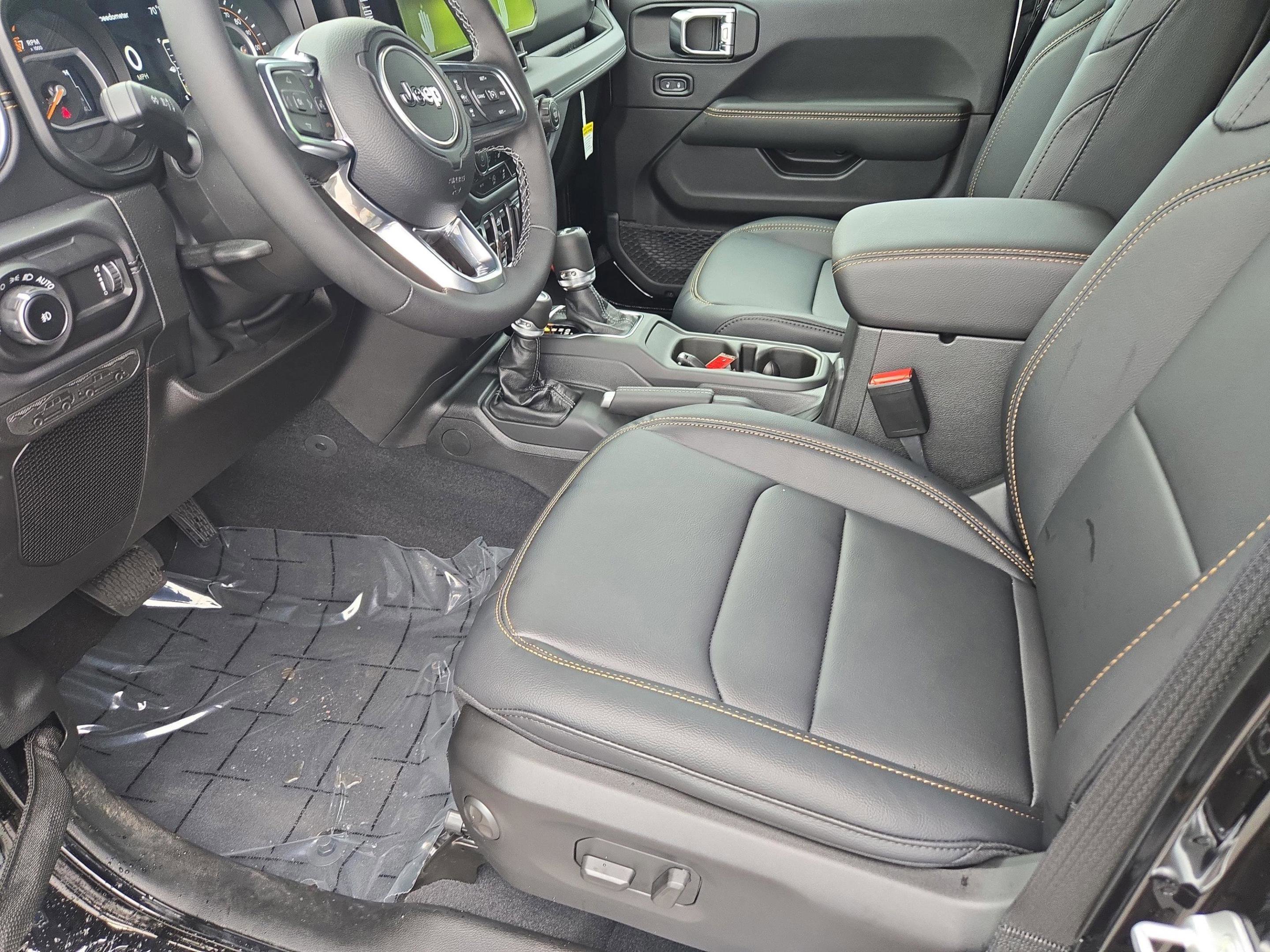 New 2025 Jeep Wrangler Sahara image 32