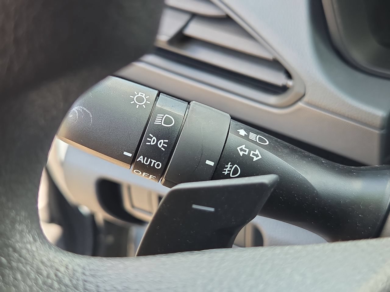 Certified 2024 Subaru Crosstrek 2.0i Premium AWD/4WD image 30