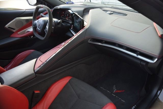Used 2024 Chevrolet Corvette Stingray Preferred Cpe w/ 2LT image 44