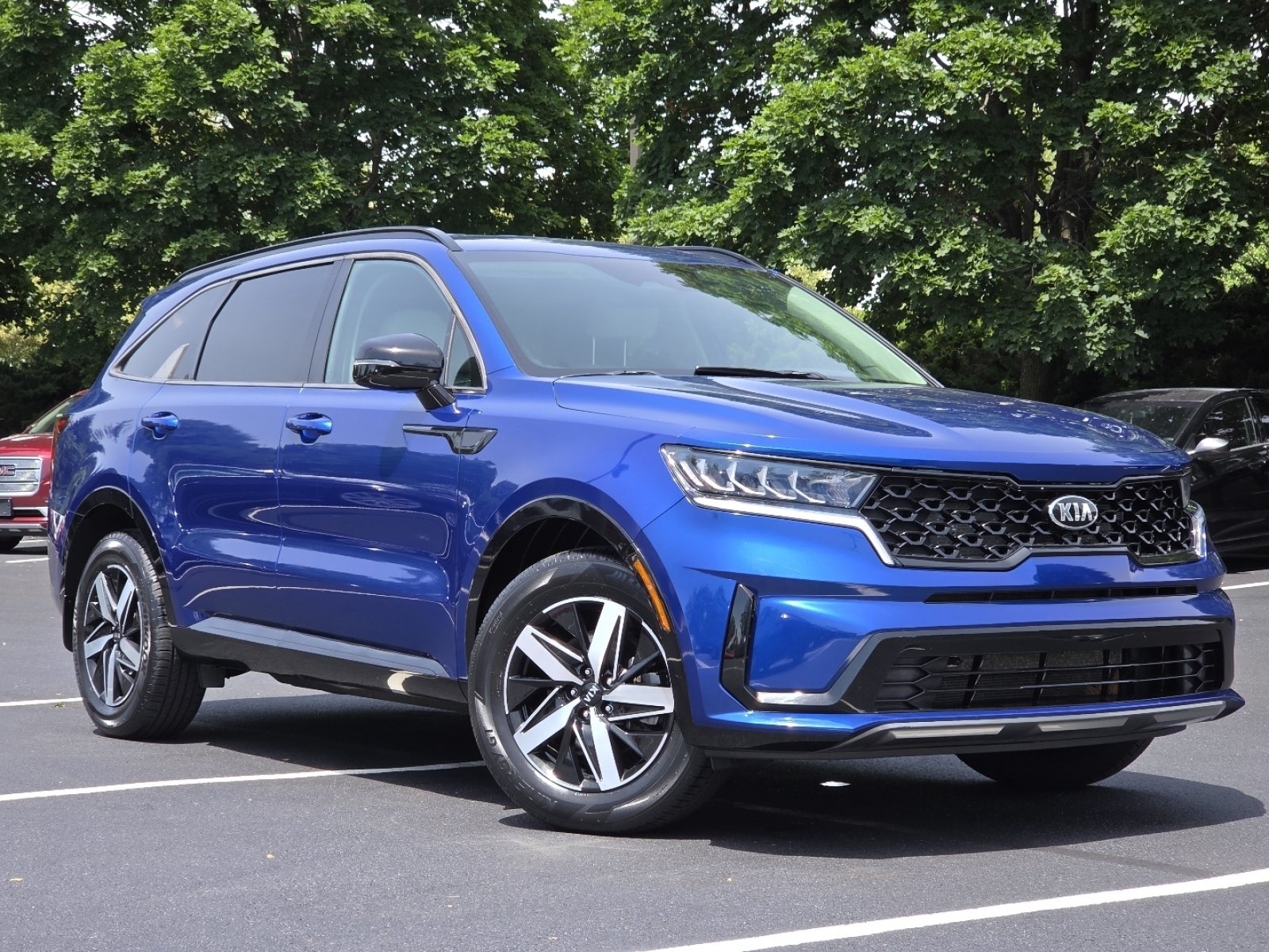 Used 2021 Kia Sorento S FWD image 2