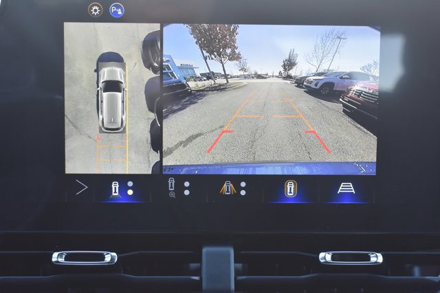 New 2026 Chevrolet Equinox LT image 23