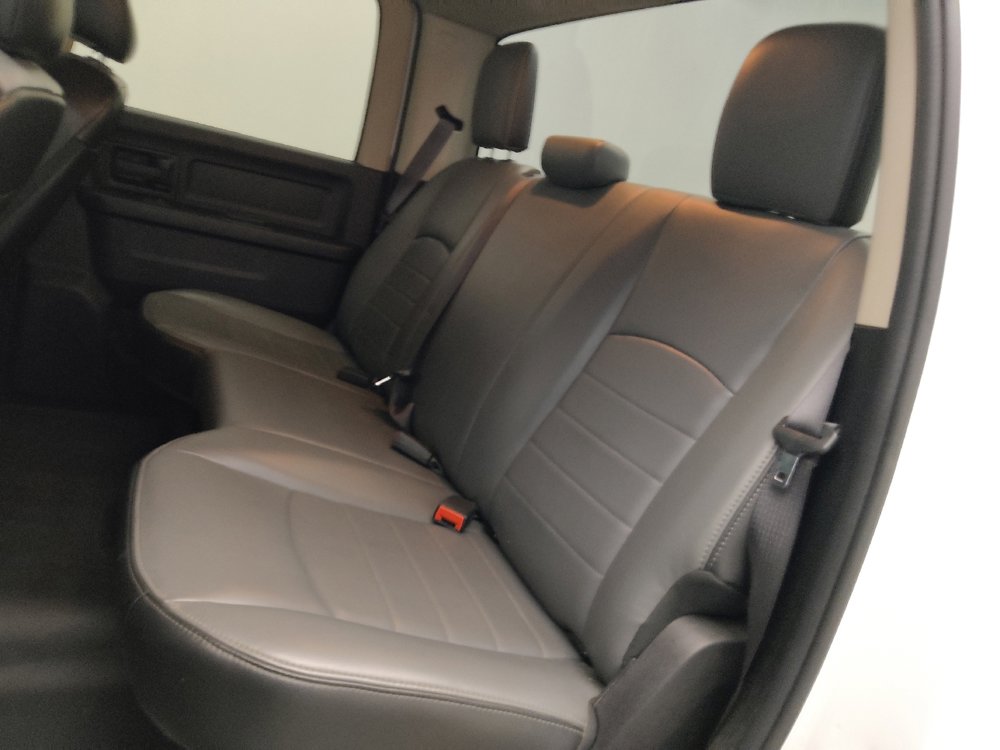 Used 2022 RAM 1500 Tradesman w/ Chrome Appearance Group image 18