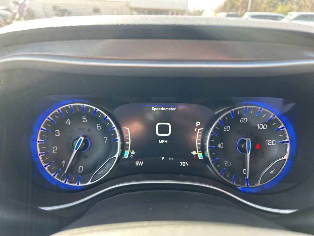 New 2026 Chrysler Voyager LX image 13