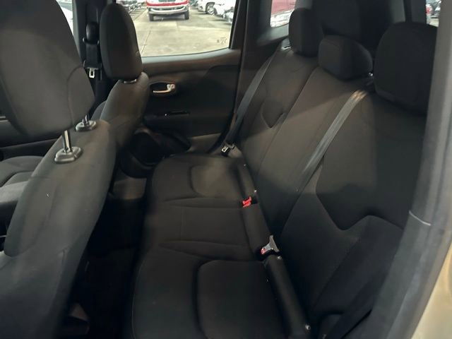 Used 2021 Jeep Renegade Sport image 15