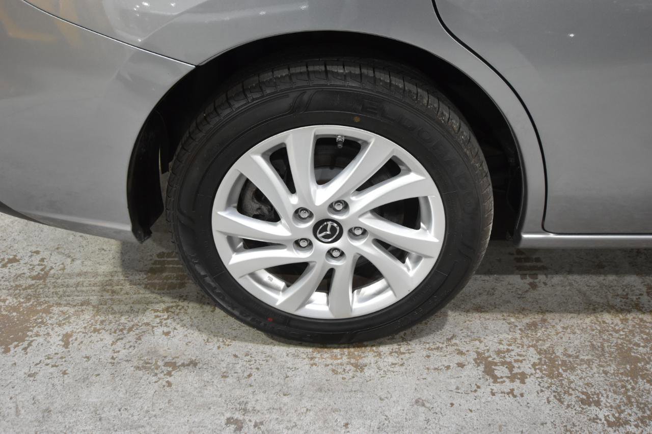 Used 2014 MAZDA MAZDA5 Sport FWD image 42