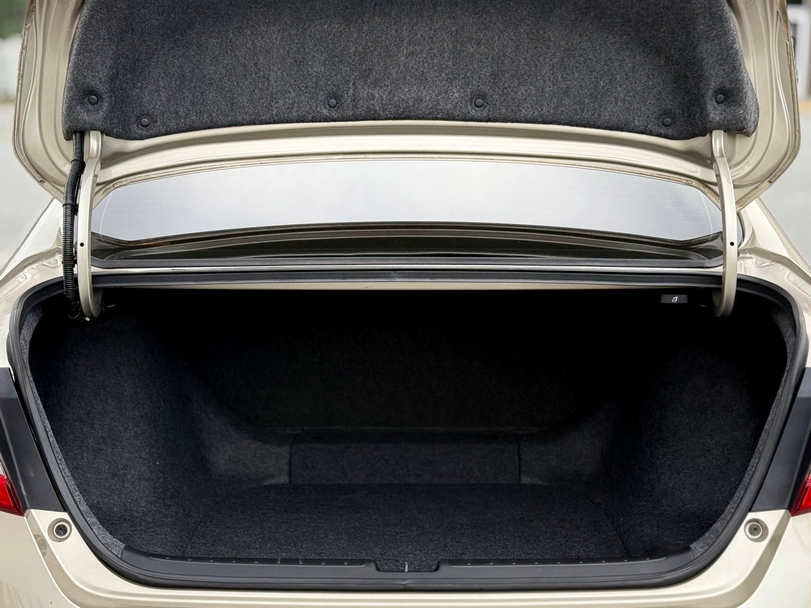 Used 2018 Honda Accord LX image 51
