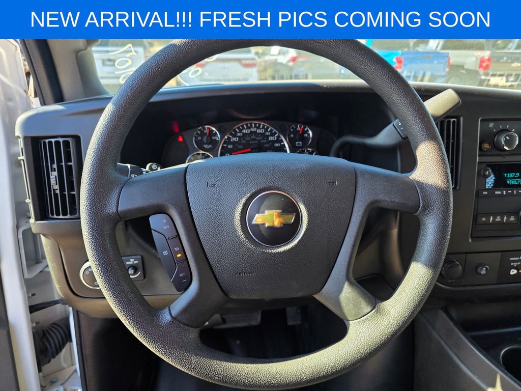 Used 2024 Chevrolet Express 2500 w/ Driver Convenience Package image 10
