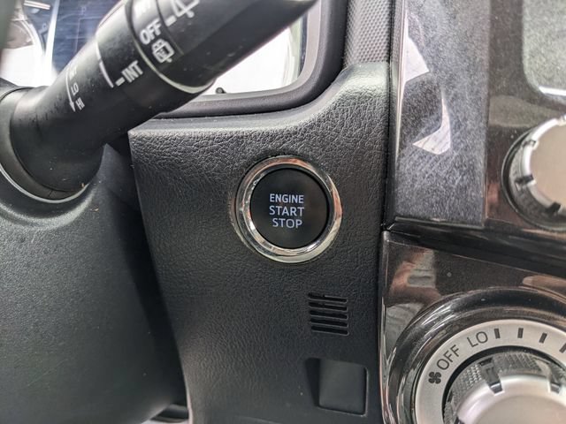 Used 2021 Toyota 4Runner TRD Off-Road Premium AWD/4WD image 27