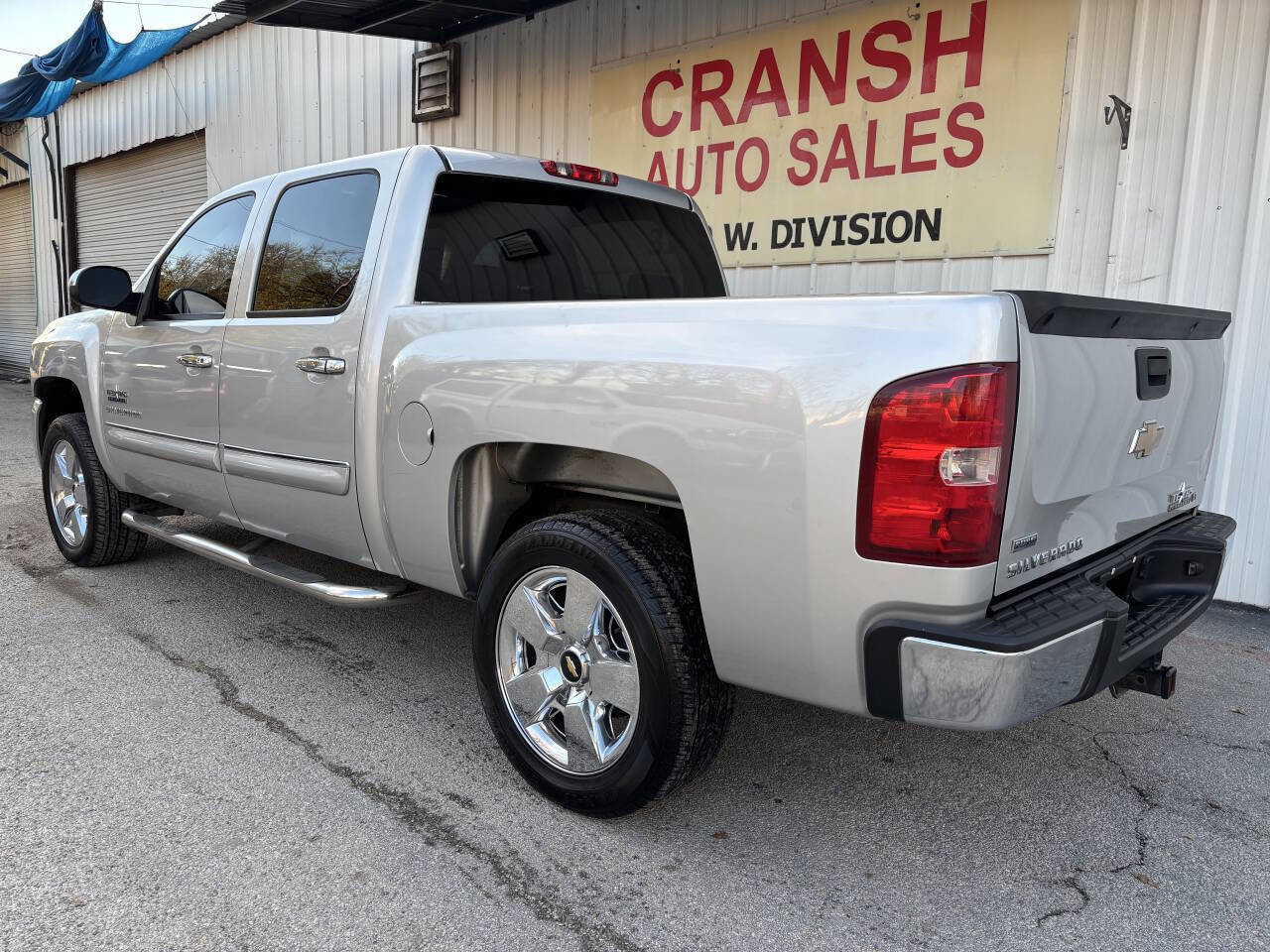 Used 2011 Chevrolet Silverado 1500 LT w/ Texas Edition image 3