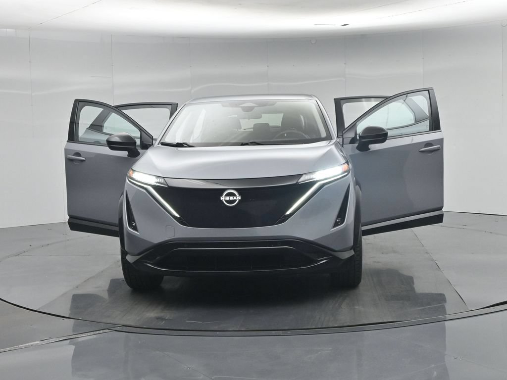 Used 2023 Nissan Ariya AWD image 33