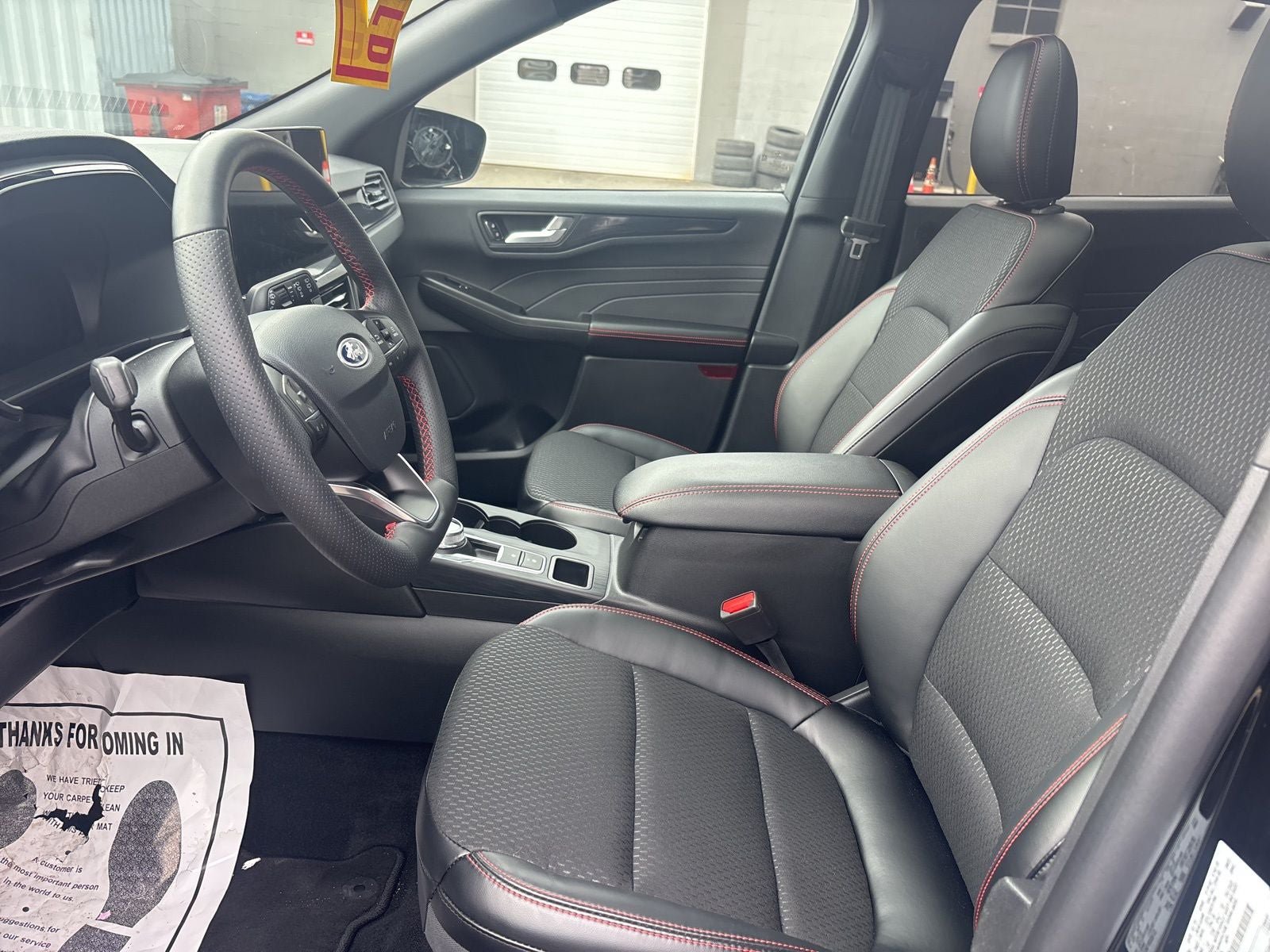 New 2025 Ford Escape ST-Line Select w/ Tech Pack #2 AWD/4WD image 12