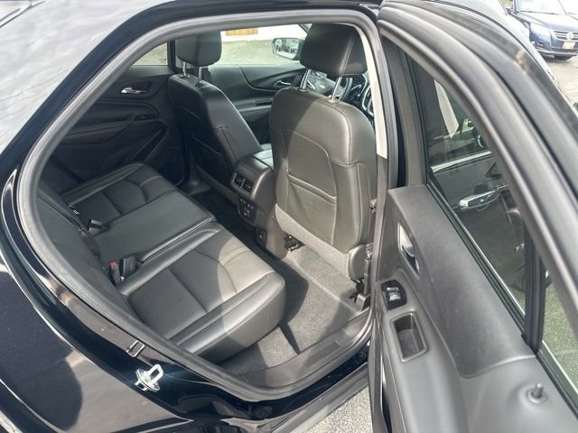 Used 2024 Chevrolet Equinox Premier image 19