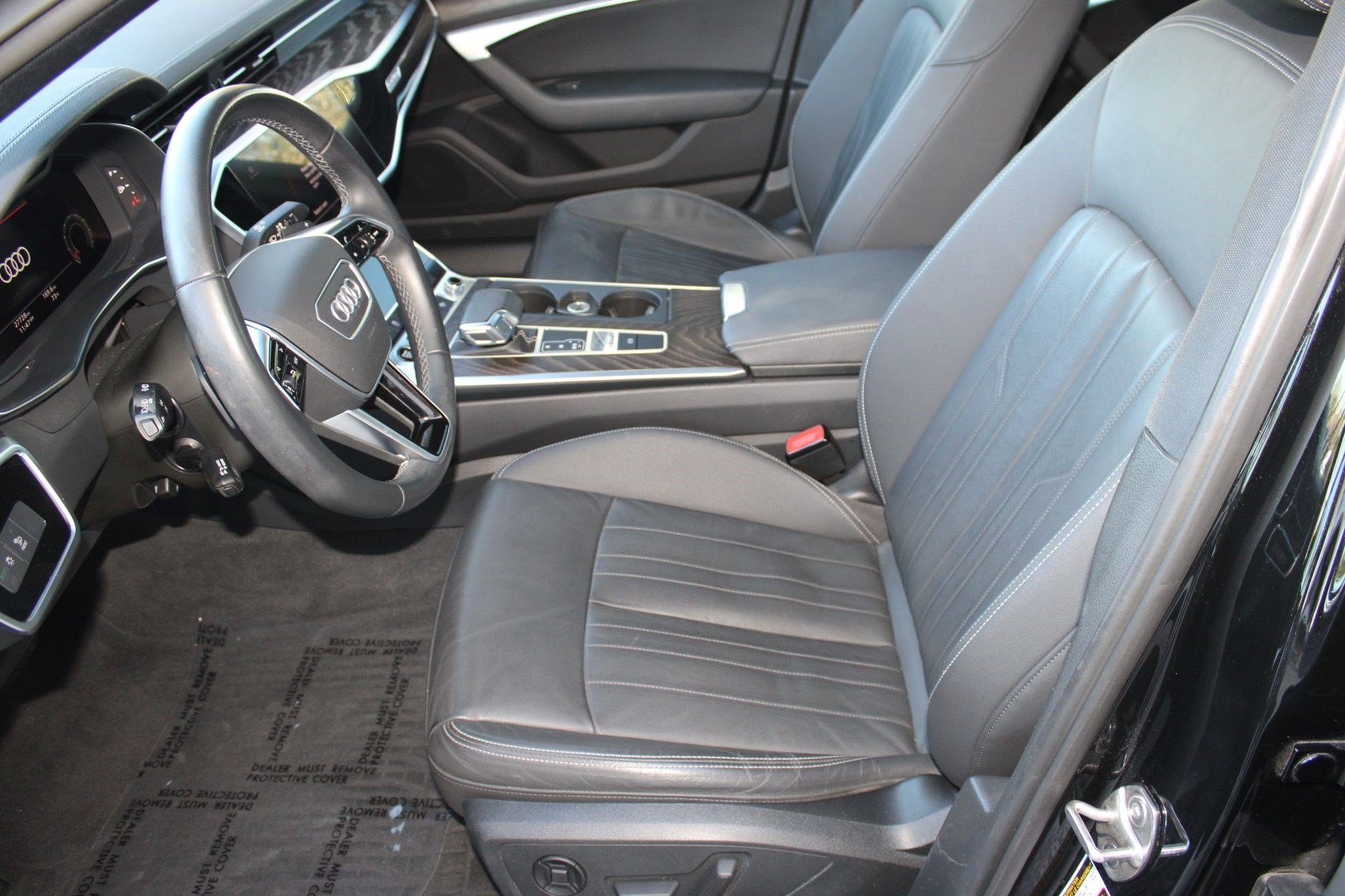 Used 2022 Audi A6 2.0T Premium w/ Black Optic Sport Package AWD/4WD image 5