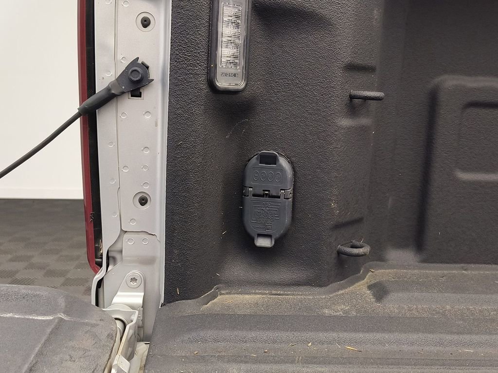 Used 2021 Chevrolet Silverado 3500 LTZ w/ LTZ Premium Package image 18