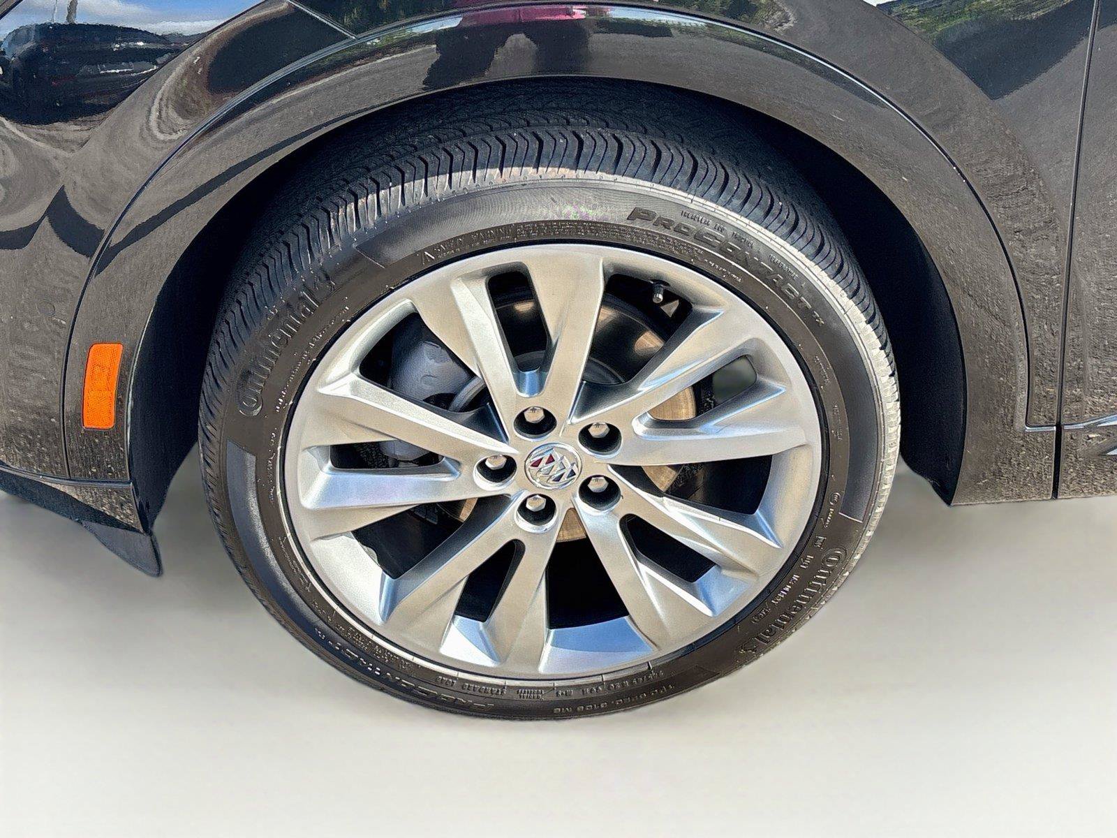 Used 2023 Buick Envision Avenir AWD/4WD image 33