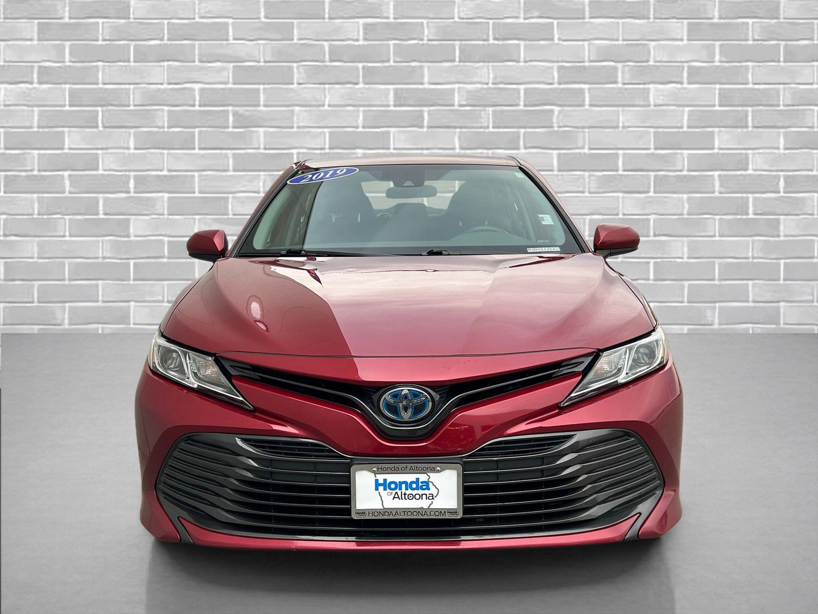 Used 2019 Toyota Camry LE FWD image 7